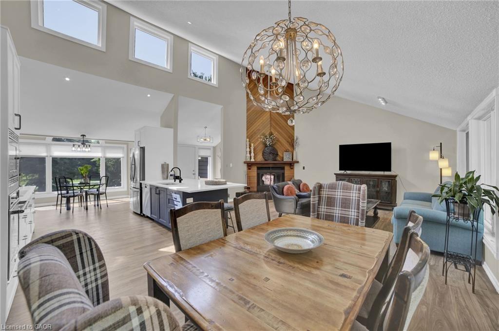 11 Weneil Drive Property Photo 8