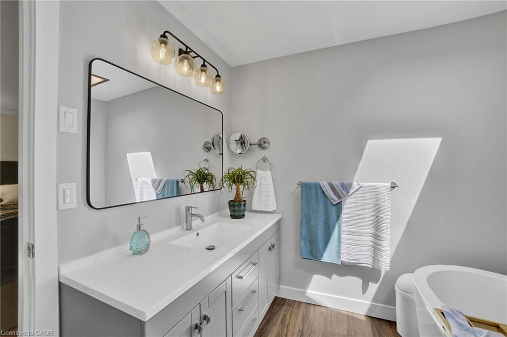 11 Weneil Drive Property Photo 27