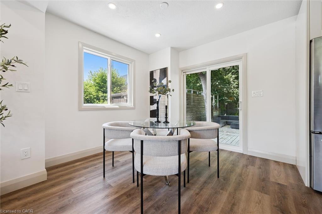 196 Kent Avenue Property Photo 12