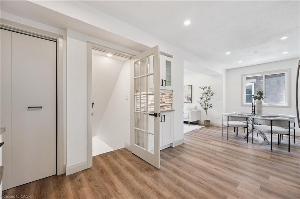 196 Kent Avenue Property Photo 18