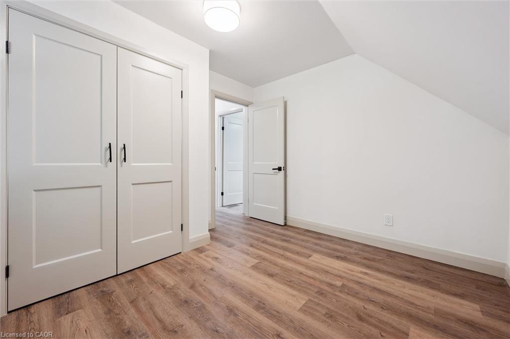 196 Kent Avenue Property Photo 21
