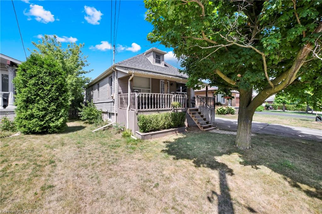 47 Worsley Road Property Photo 2