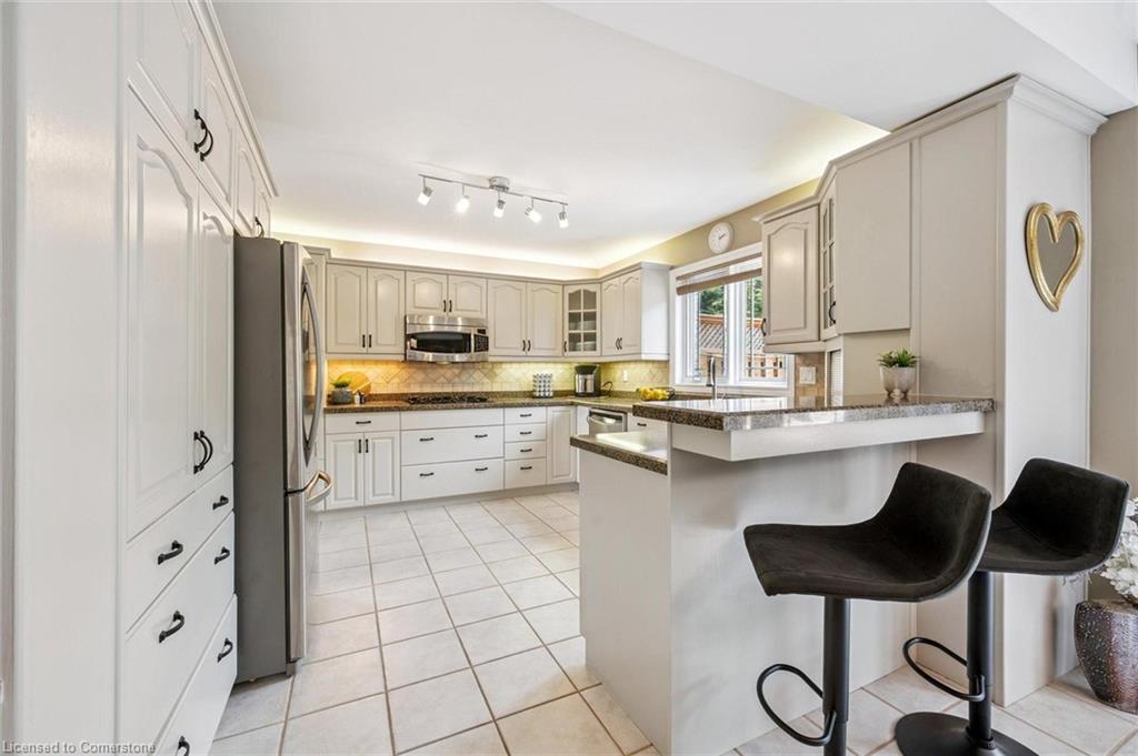 6 George Wellington Place Property Photo 11
