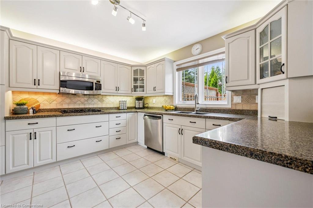 6 George Wellington Place Property Photo 12