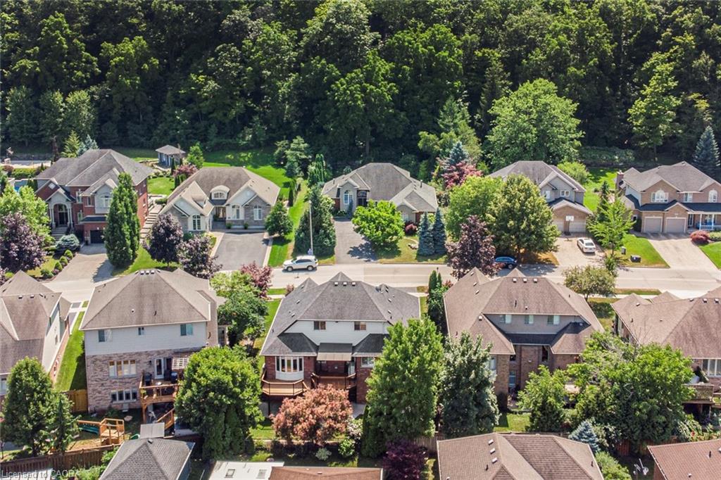 149 Dorchester Drive Property Photo 4