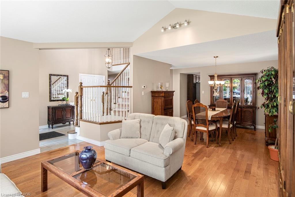 149 Dorchester Drive Property Photo 10