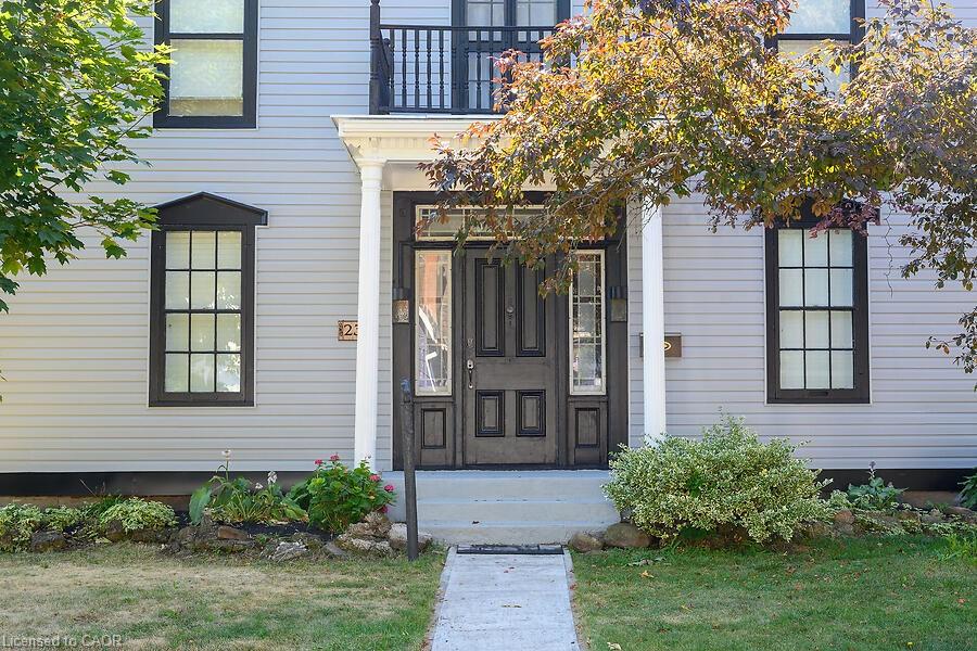 23 Mountain Street Property Photo 5