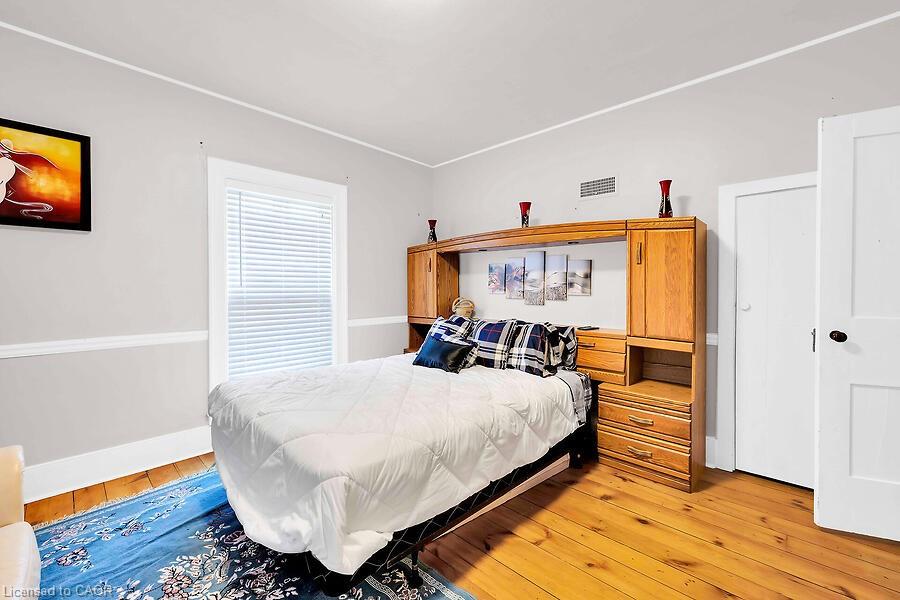 23 Mountain Street Property Photo 16