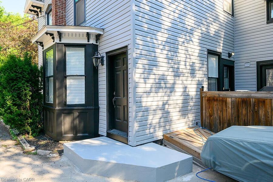 23 Mountain Street Property Photo 21