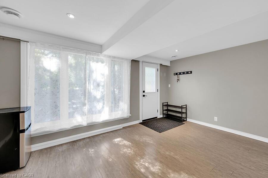 23 Mountain Street Property Photo 30