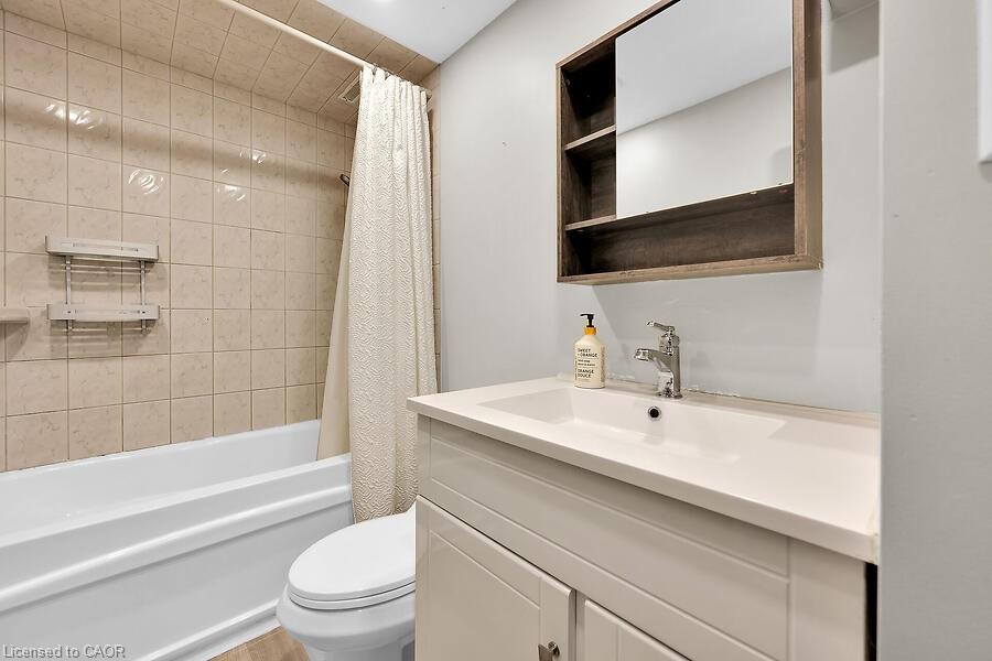 23 Mountain Street Property Photo 32