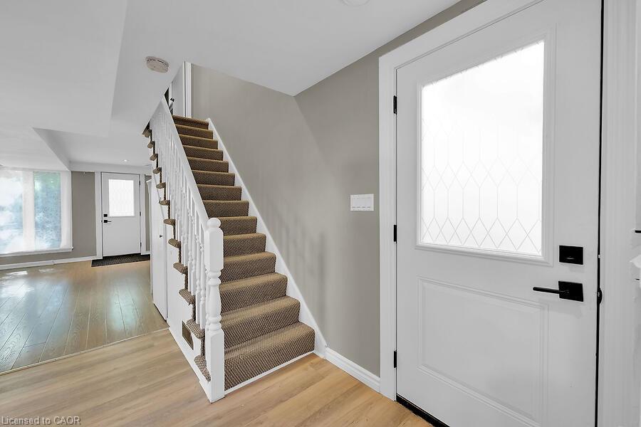 23 Mountain Street Property Photo 39