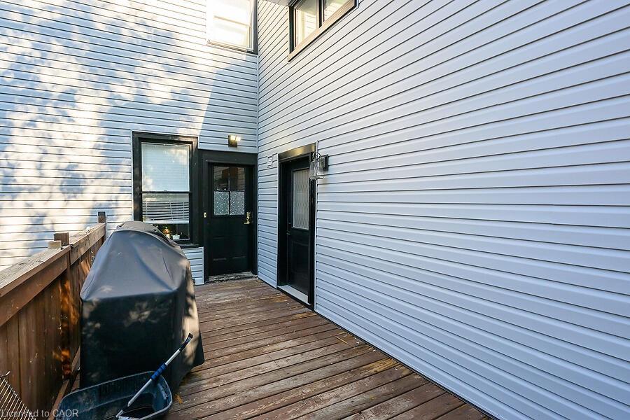 23 Mountain Street Property Photo 40