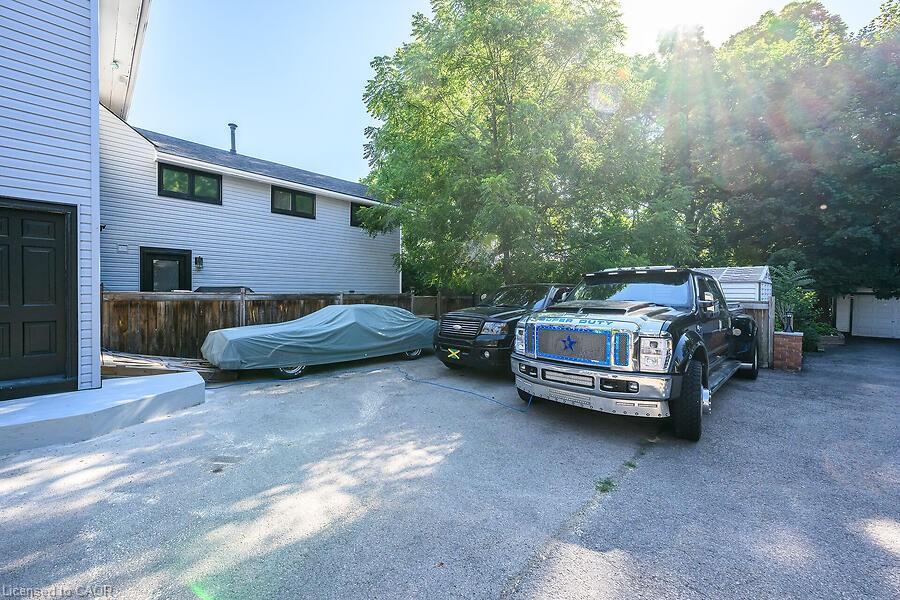 23 Mountain Street Property Photo 43