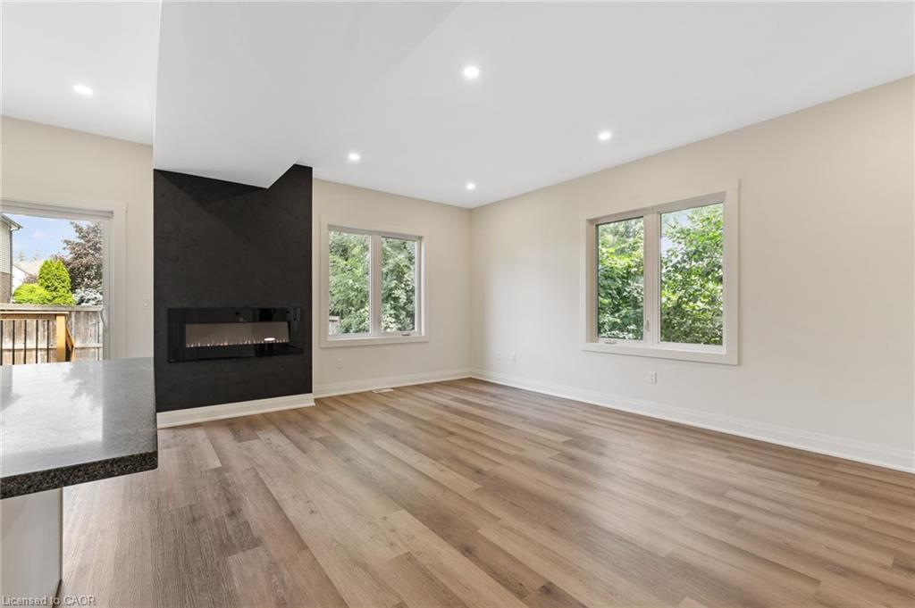 19 Violet Street Property Photo 12