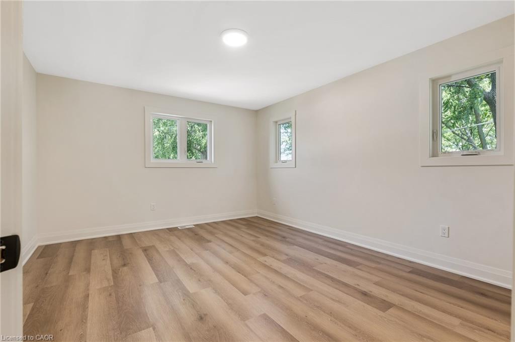 19 Violet Street Property Photo 19