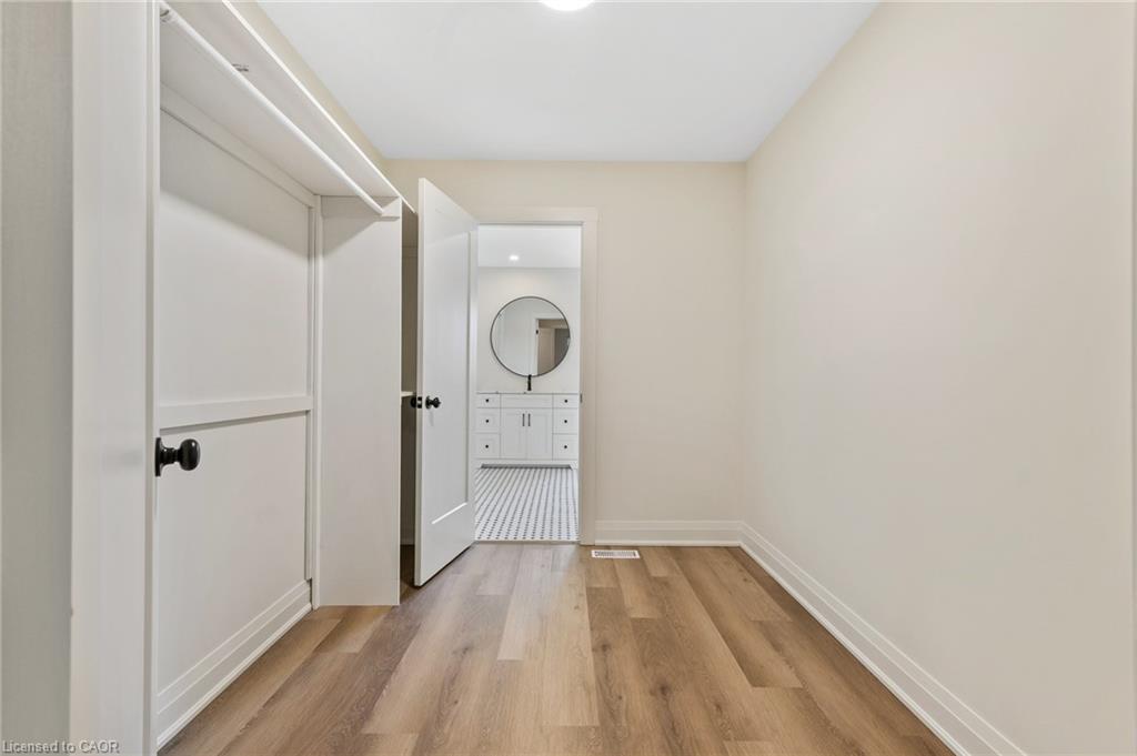 19 Violet Street Property Photo 21