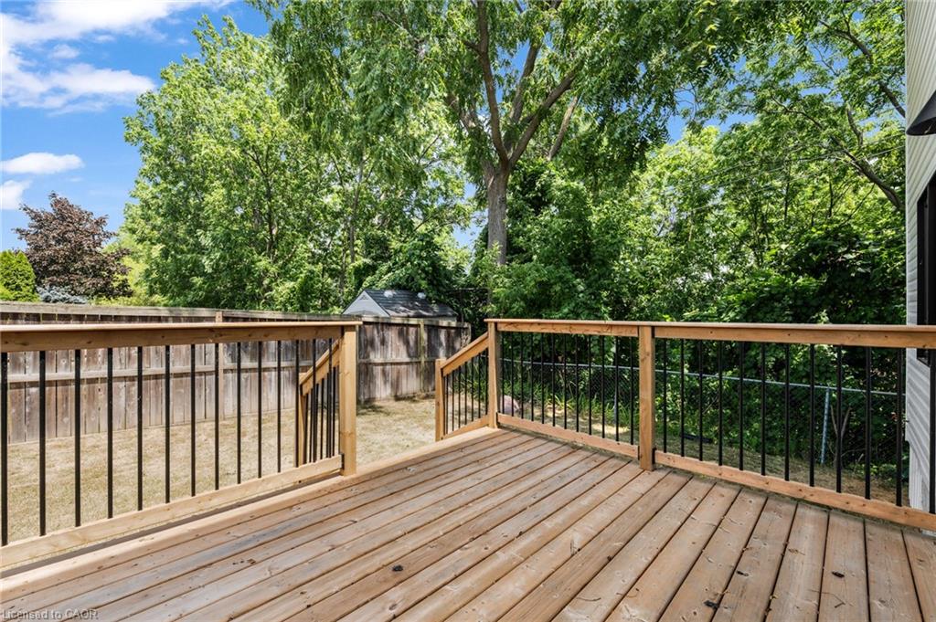 19 Violet Street Property Photo 28