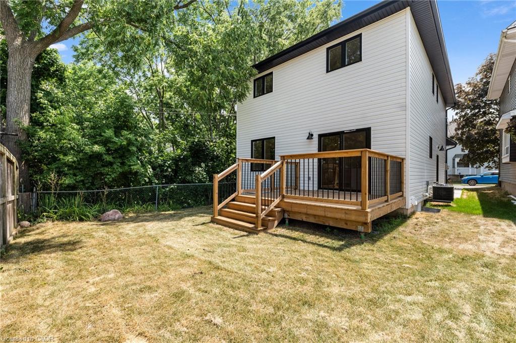 19 Violet Street Property Photo 30