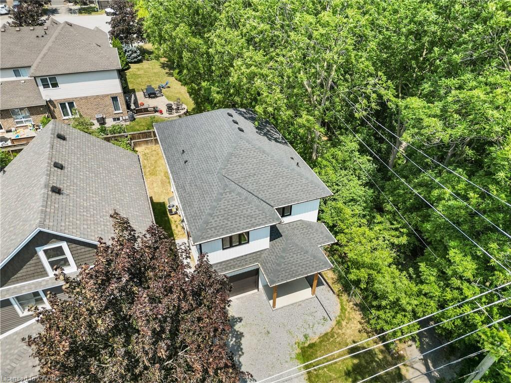 19 Violet Street Property Photo 31