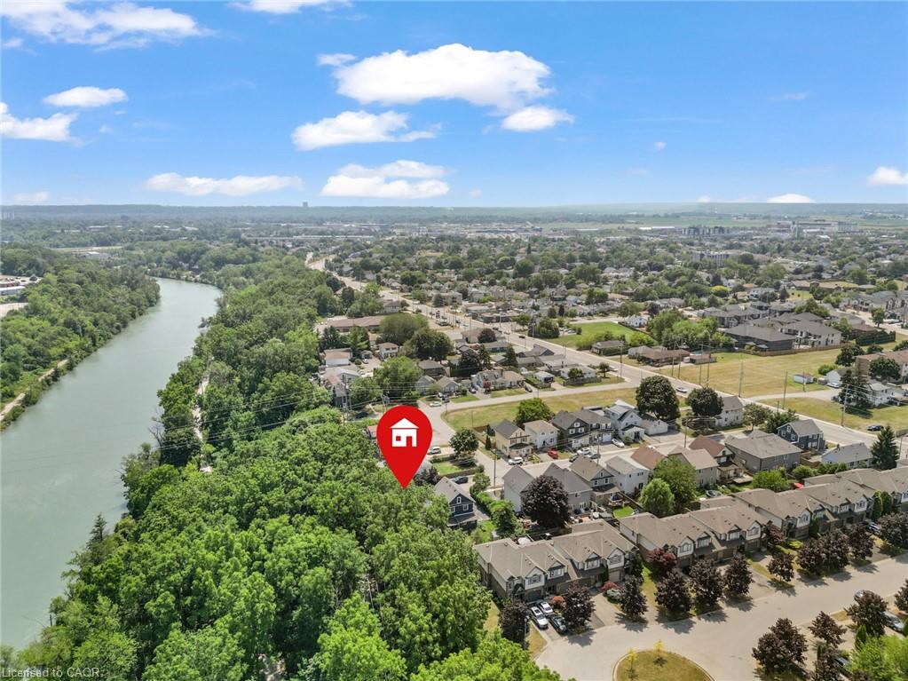 19 Violet Street Property Photo 33