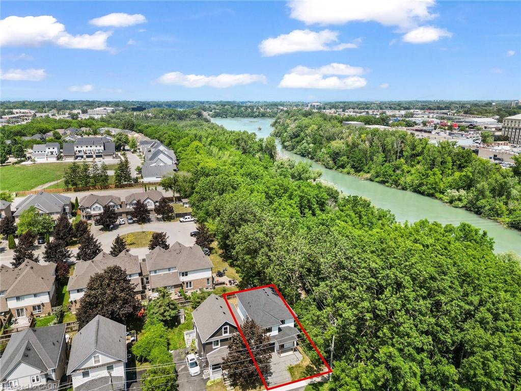 19 Violet Street Property Photo 35