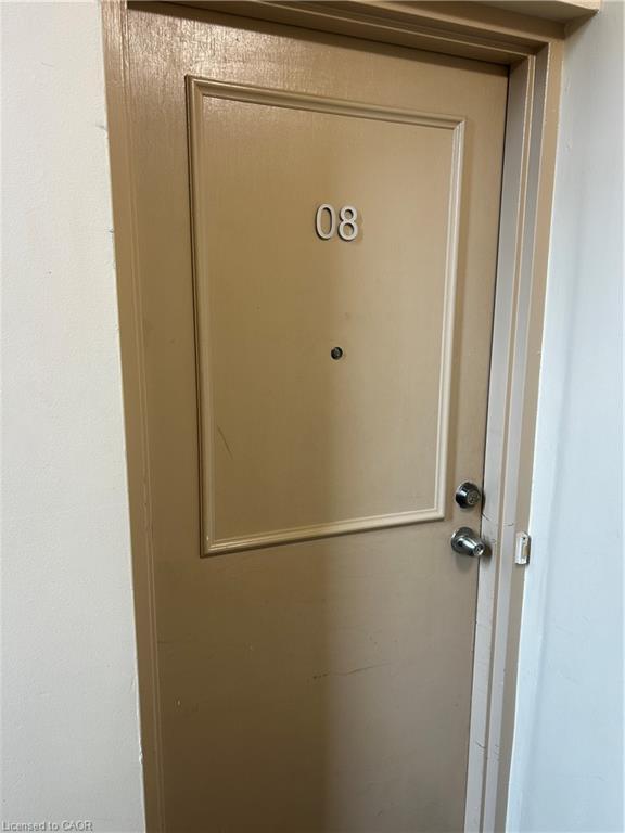 8-744 Lincoln Street Property Photo 12