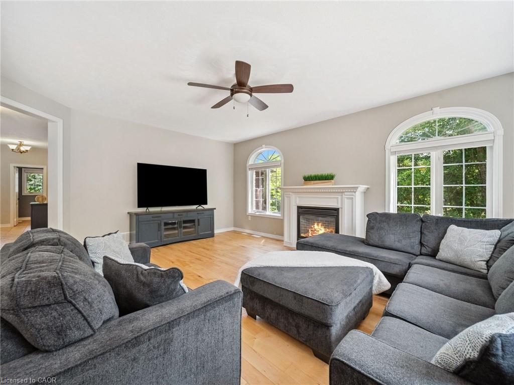 2036 Birkshire Woods Lane Property Photo 9