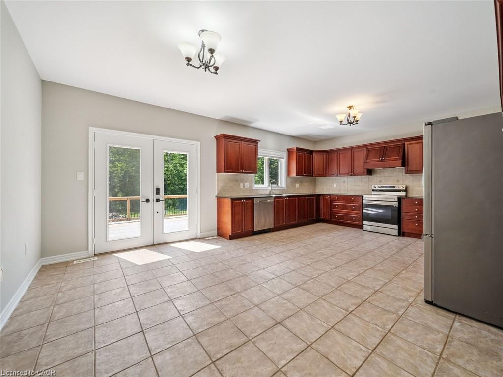 2036 Birkshire Woods Lane Property Photo 12