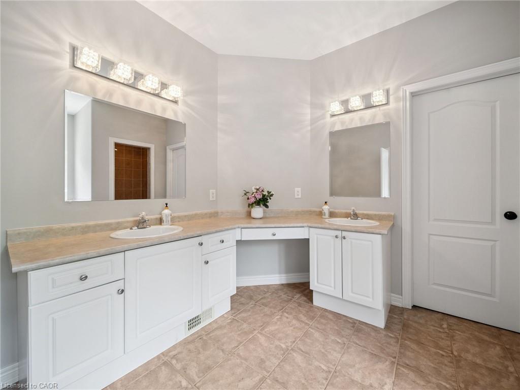 2036 Birkshire Woods Lane Property Photo 21