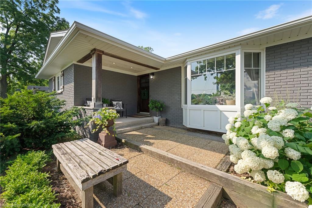 1 First Street Property Photo 4