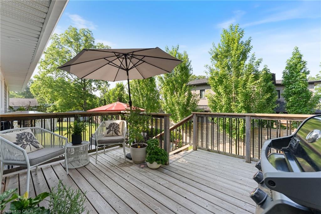 1 First Street Property Photo 6