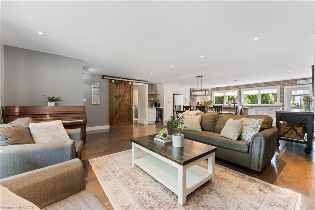 1 First Street Property Photo 14