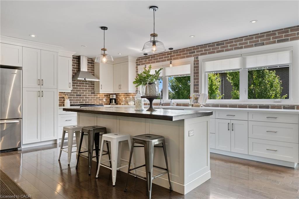 1 First Street Property Photo 17