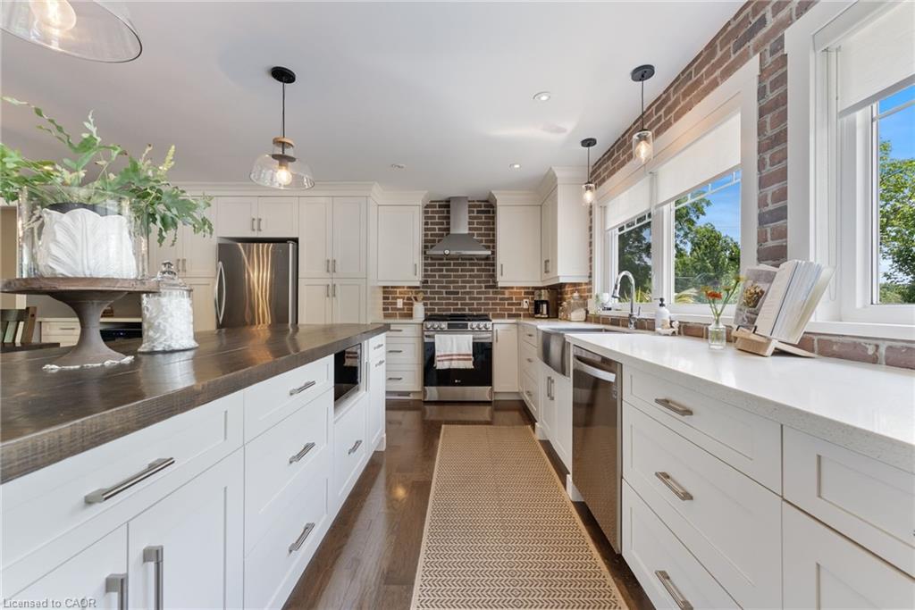 1 First Street Property Photo 21