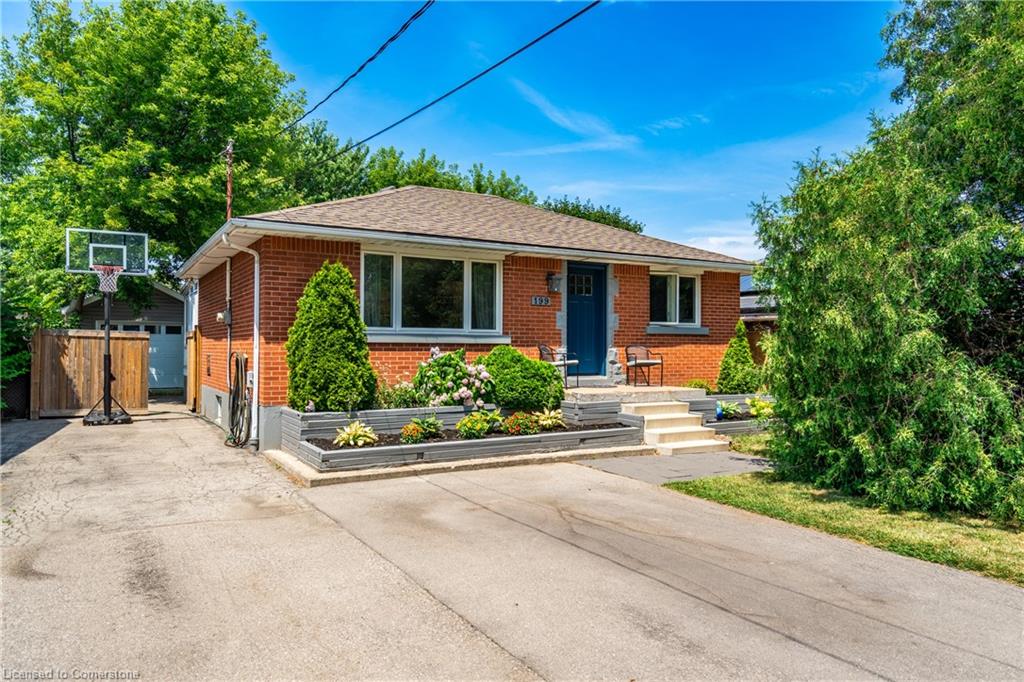 199 Fernwood Crescent Property Photo 1