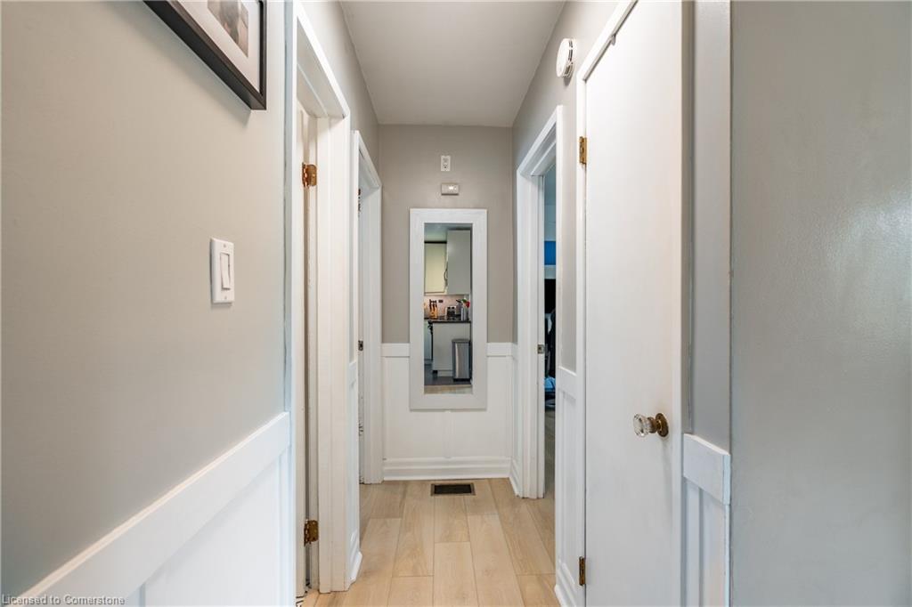 199 Fernwood Crescent Property Photo 8