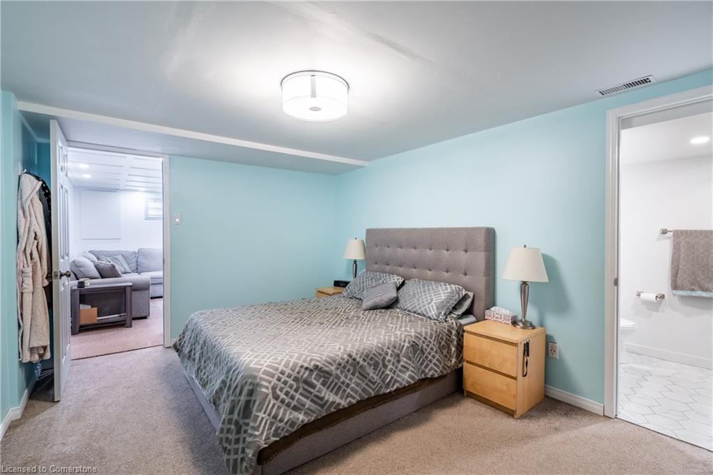 199 Fernwood Crescent Property Photo 25