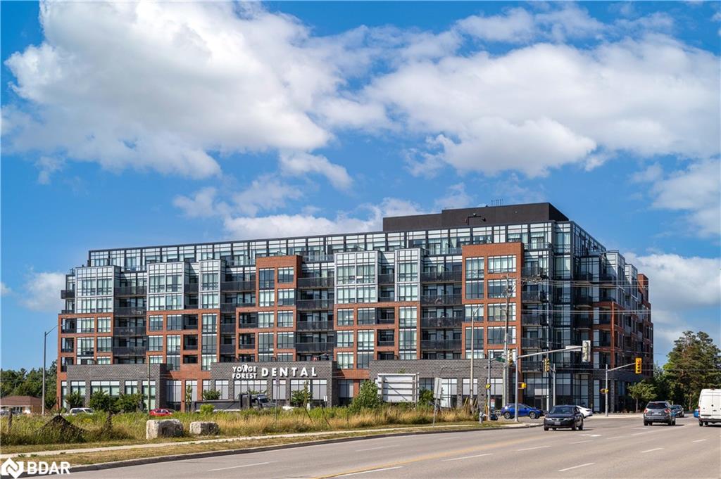 708-681 Yonge Street Property Photo 1