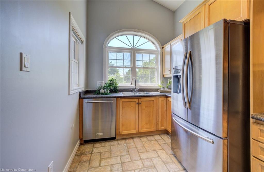 2 Smetana Drive Property Photo 8