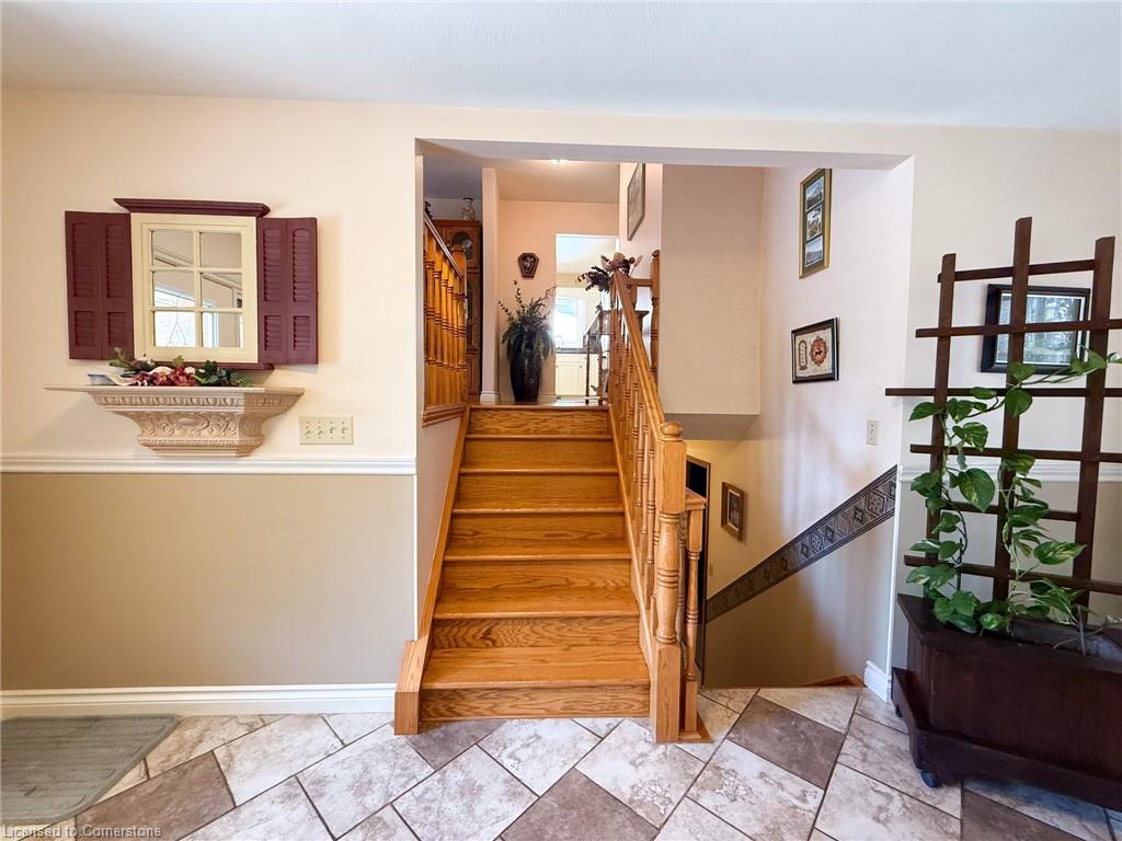 115 Lynndale Road Property Photo 6