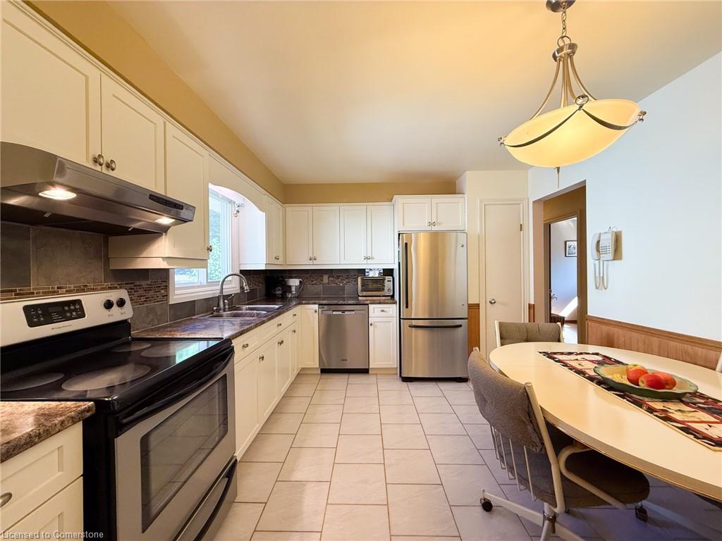 115 Lynndale Road Property Photo 11