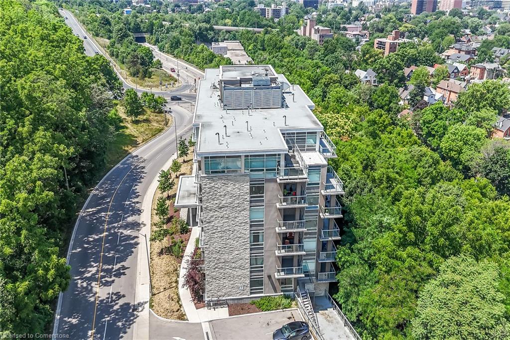 307-455 Charlton Avenue E Property Photo 2