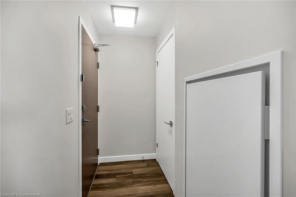 307-455 Charlton Avenue E Property Photo 14