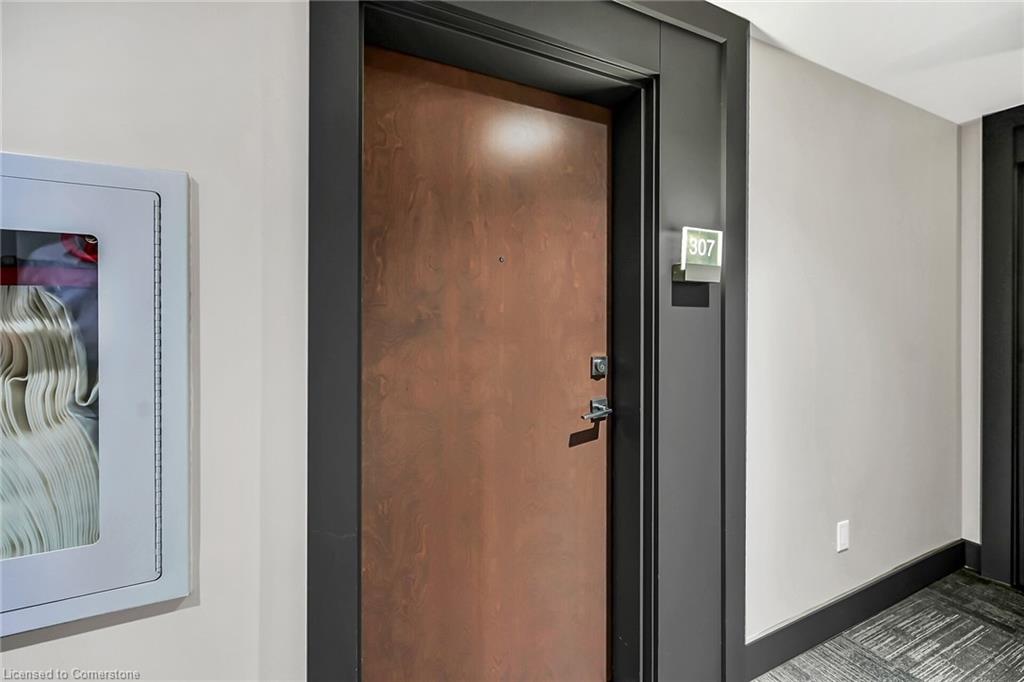 307-455 Charlton Avenue E Property Photo 27