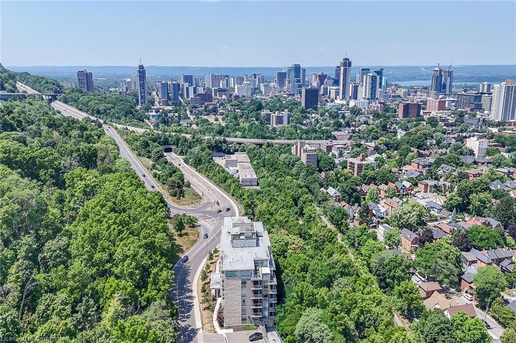 307-455 Charlton Avenue E Property Photo 39