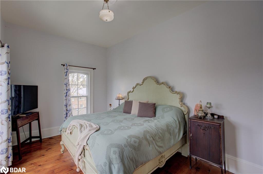 150 Wellington Street E Property Photo 26