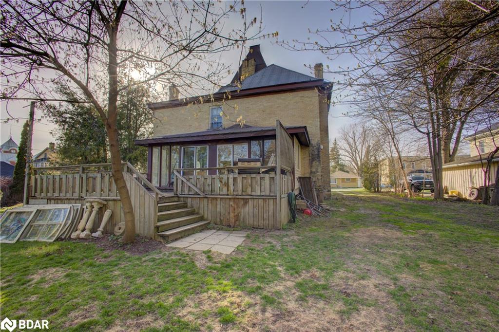 150 Wellington Street E Property Photo 39