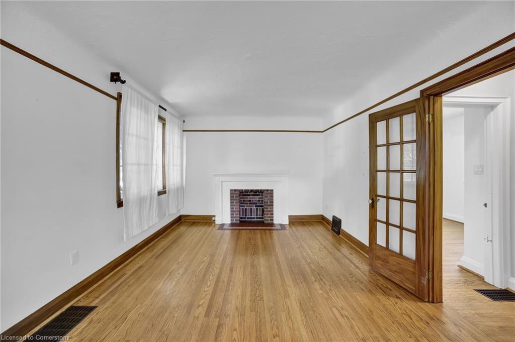 978 North Shore Boulevard W Property Photo 7