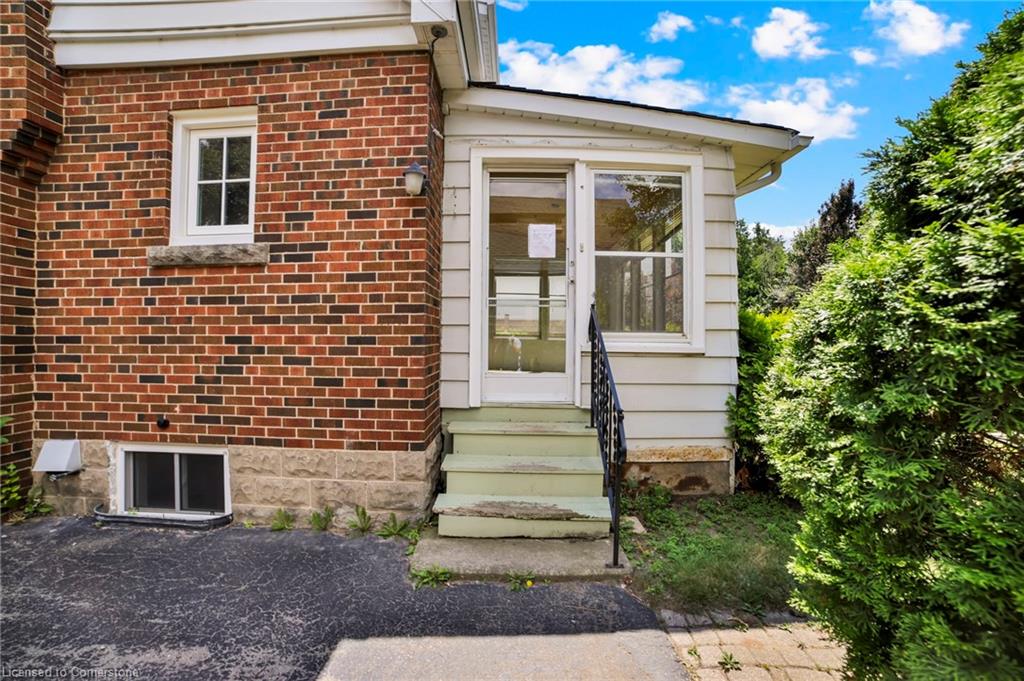 978 North Shore Boulevard W Property Photo 32